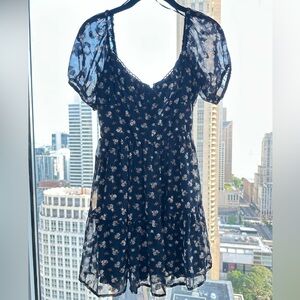 Trixxi Navy Floral Mini Dress with Puff Sleeves Women’s Medium